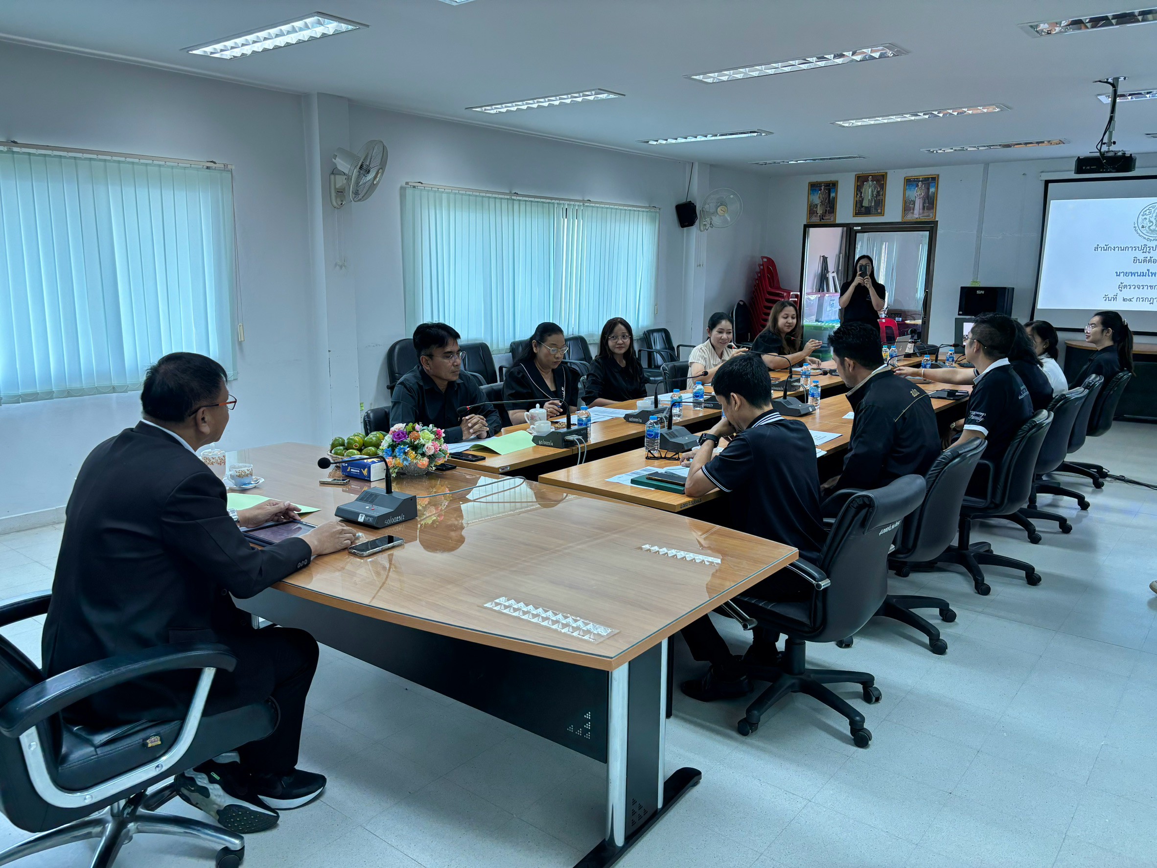 title - ผู้ตรวจราชการ ส.ป.ก. ประชุมติดตามผลการดำเนินงานตามแผนการตรวจราชการ ของ ส.ป.ก. ประจำปีงบประมาณ พ.ศ.2569 รอบ 2 จังหวัดชุมพร